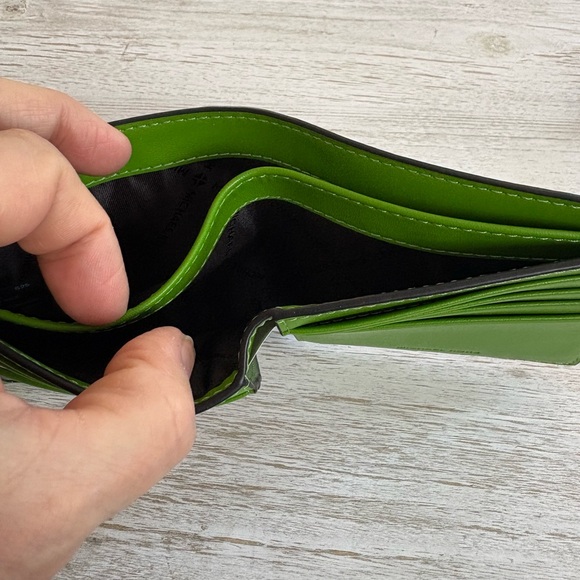 Michael Kors Green Wallet - Picture 7 of 7